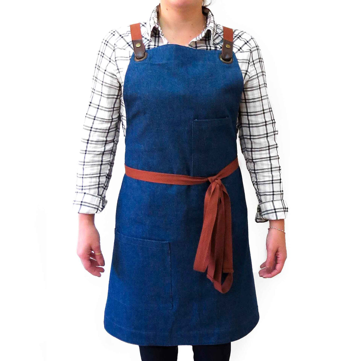 Pechera Jeans modelo Crossback café Unisex