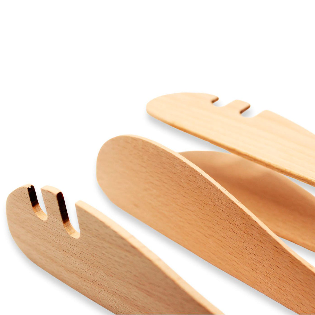 Sirve con estilo con el set de 2 pinzas de madera de haya Kawi. Diseño ergonómico y madera sustentable. Perfectas para ensaladas y más. ¡Compra online con envío a Chile!