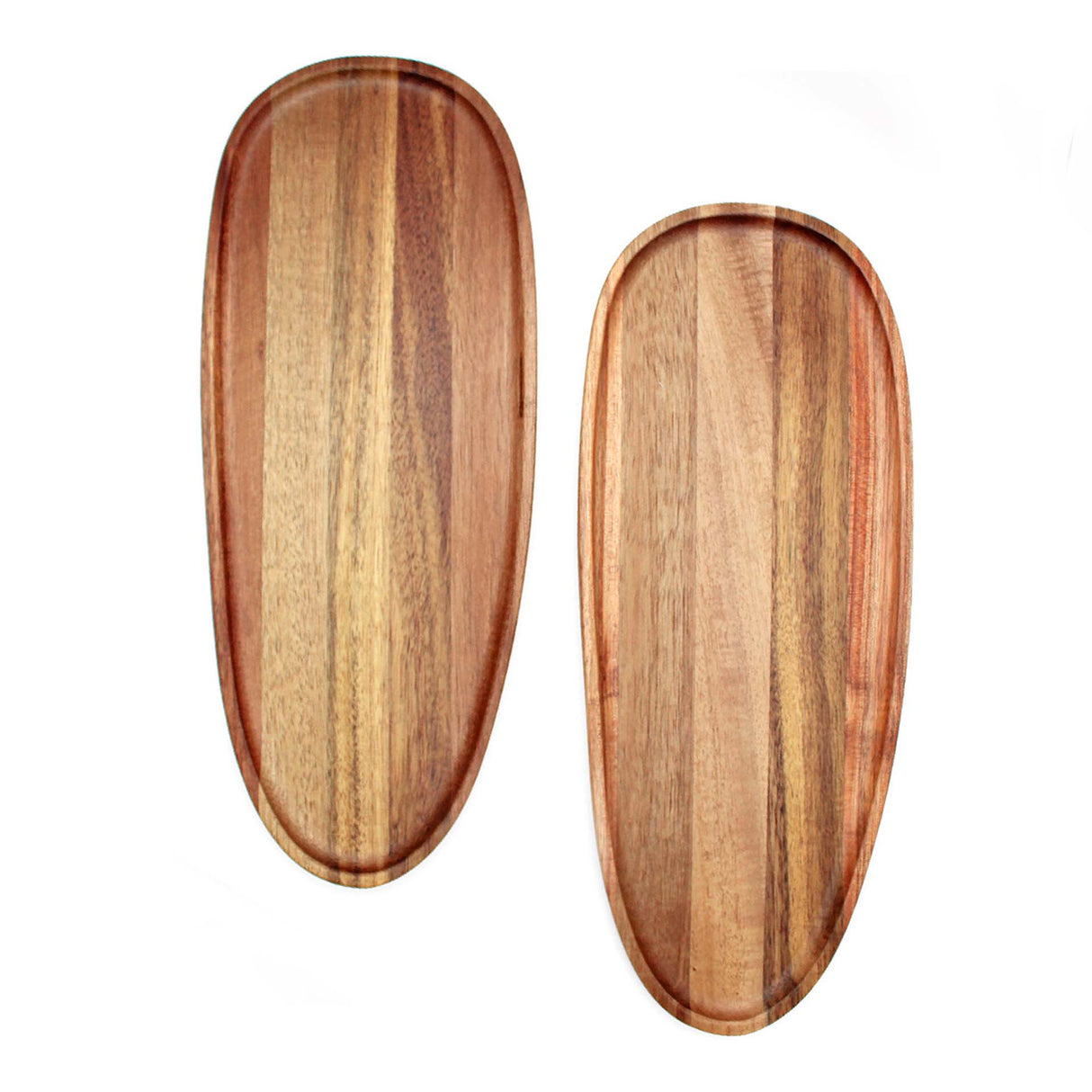 Bandeja ovalada de madera de acacia Kawi. Diseño rústico y elegante, perfecta para servir aperitivos y más. ¡Compra online y dale un toque natural a tu mesa! Envío a Chile.