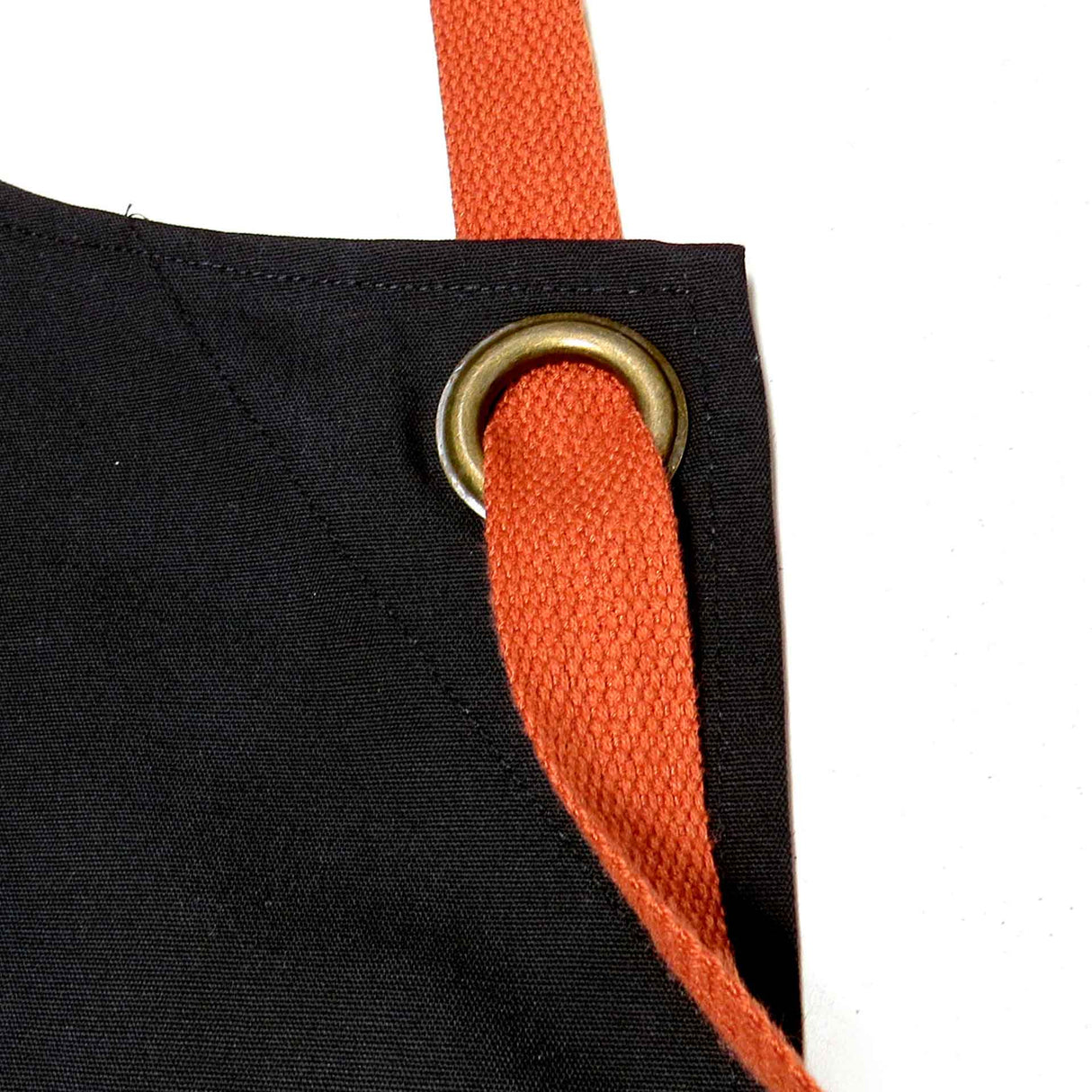 Pechera Canvas modelo Crossback café Unisex