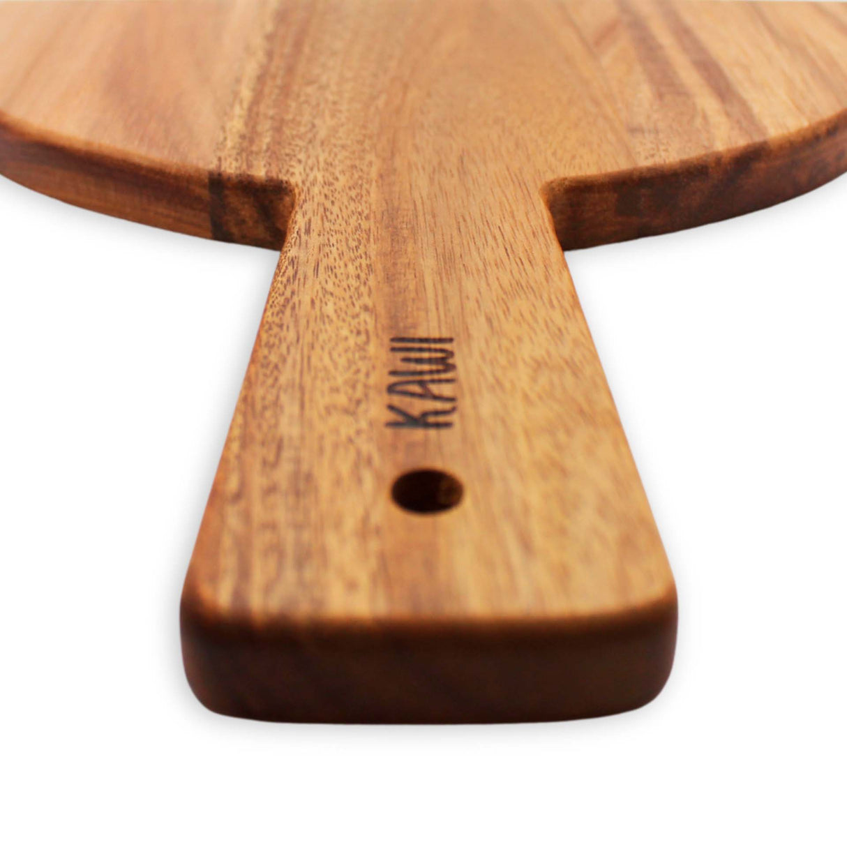 Tabla de aperitivo redonda Kawi. Combinación de madera de acacia y mármol. Diseño elegante y funcional. Perfecta para quesos y más. ¡Compra online y sorprende a tus invitados! Envío a Chile.